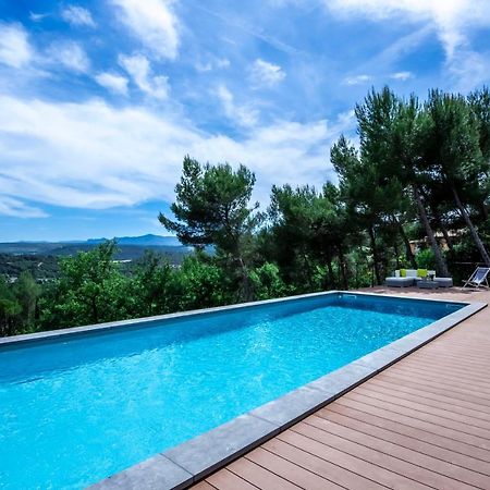 Villa Lumineuse Avec Piscine Clim 1Ere Etage Vue Panoramique Sur Les Montagnes Sur Le Site De La Sainte-Victoire Le Tholonet Dış mekan fotoğraf