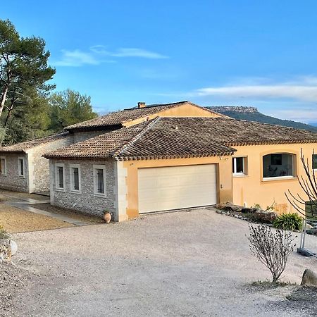 Villa Lumineuse Avec Piscine Clim 1Ere Etage Vue Panoramique Sur Les Montagnes Sur Le Site De La Sainte-Victoire Le Tholonet Dış mekan fotoğraf